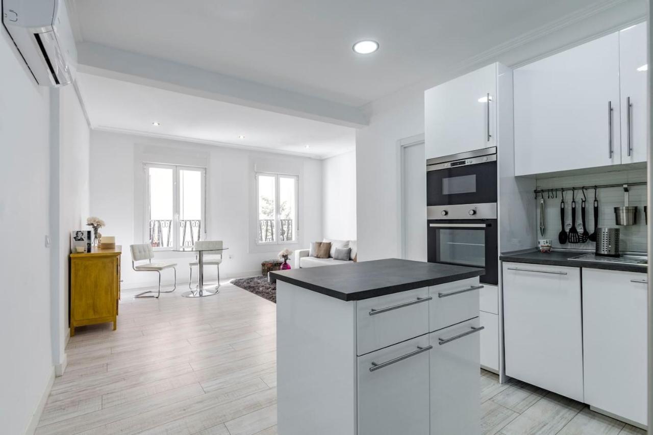 Beautiful And Comfortable Flat In Center Of Madrid Kültér fotó
